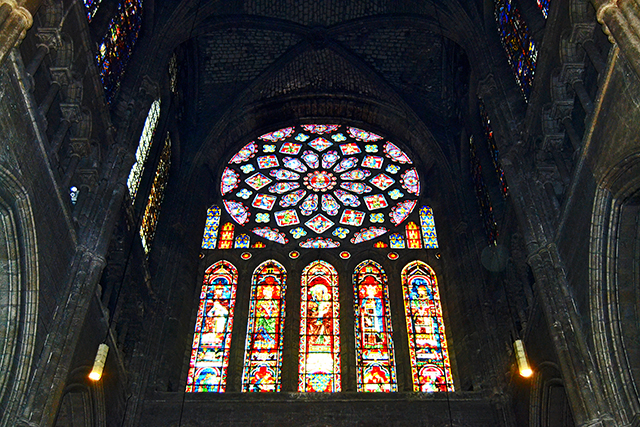 Vidrieras Gótico ventanas color Glorificación virgen Catedral Chartres