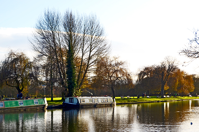 Barcos casa río Avon Bancroft Gardens Stratford-Apon-Avon